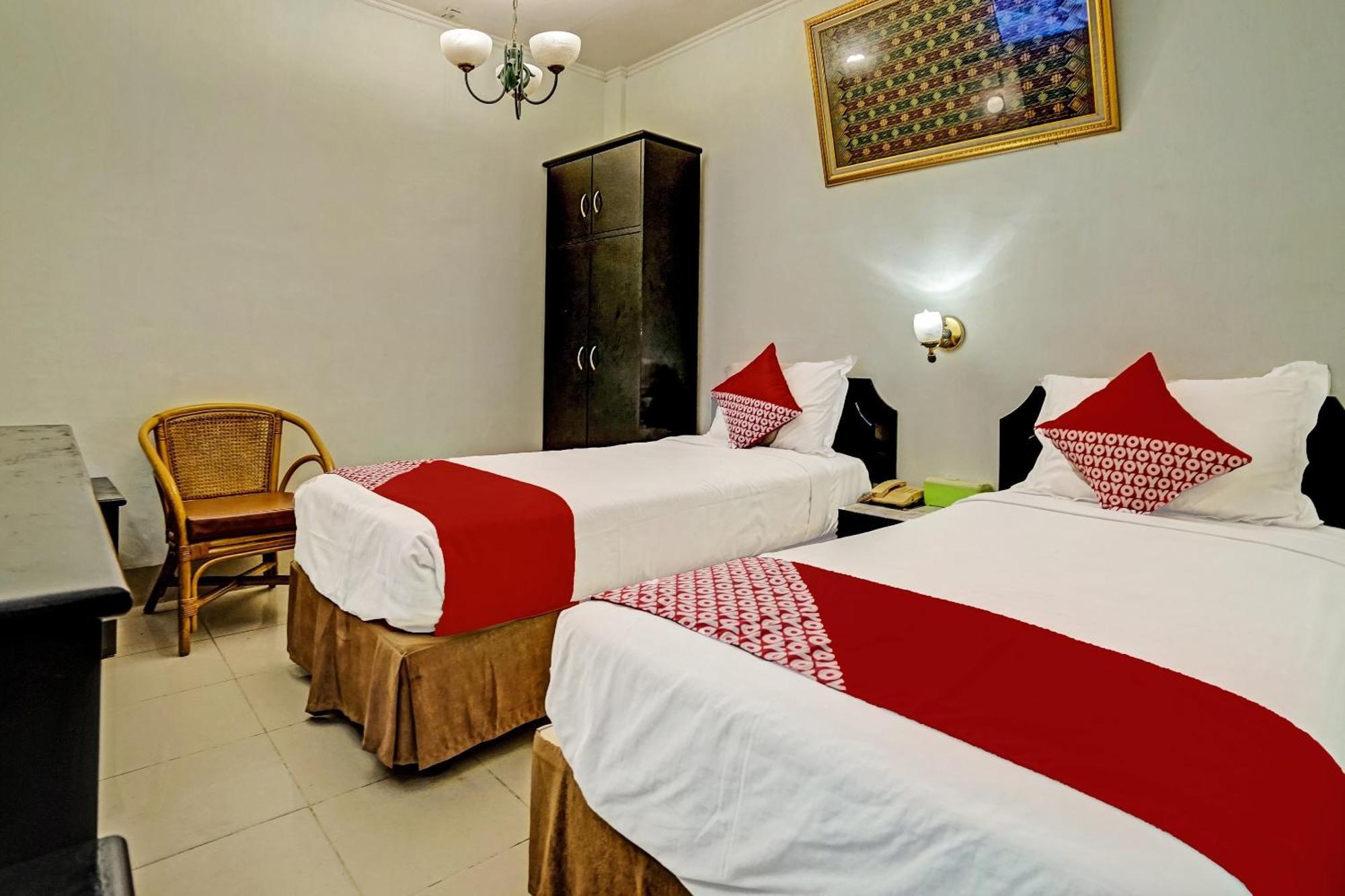 Super Oyo 91805 Hotel Wisma Bari 巨港 外观 照片